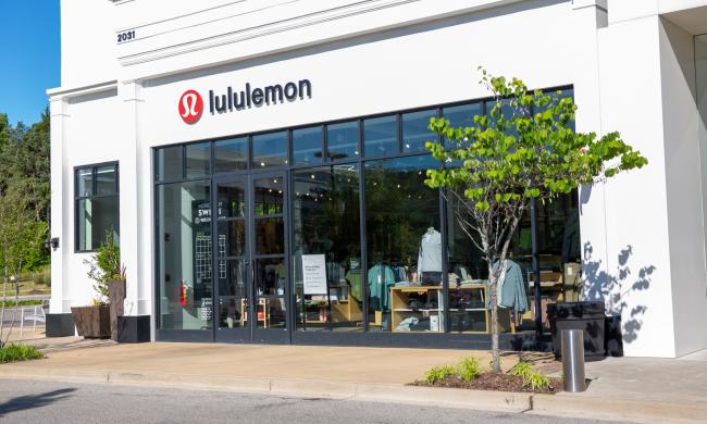 The exterior of lululemon at Saddle Creek.