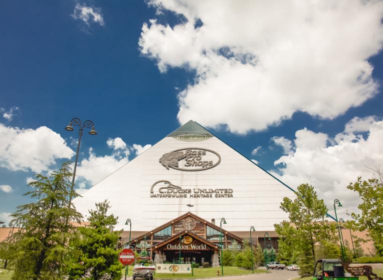 Bass Pro Pyramid - Alex Shansky Photo 5